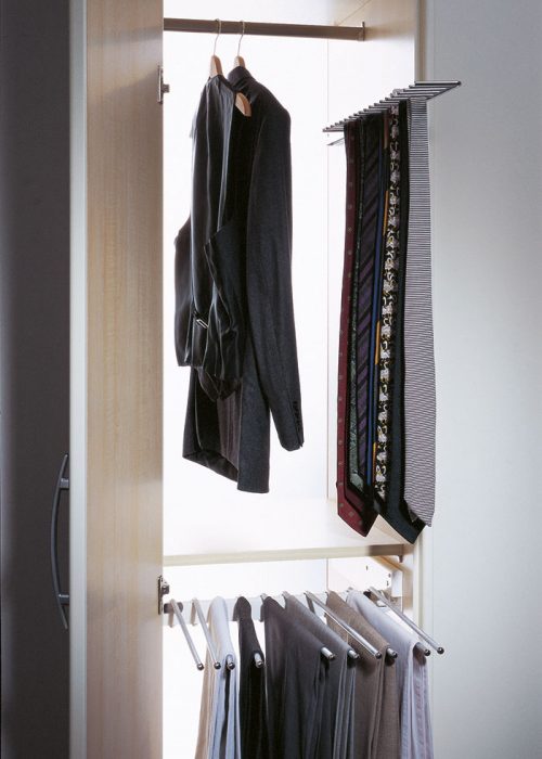 Trouser pull-out Ideal
